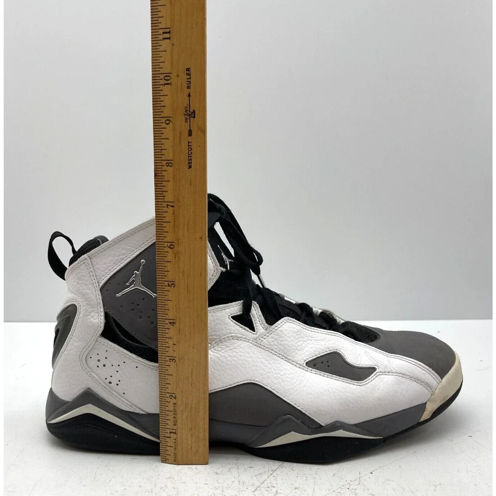 Jordan True Flight 2008 White /Metallic Silver/Light Graphite/Black Us Size 13